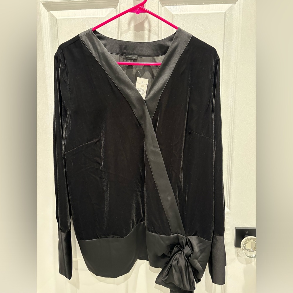 Ann Taylor Velvet Top with “satin” trim. Size M